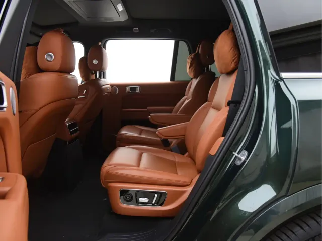 Li Auto L9 — Фото автомобиля 20