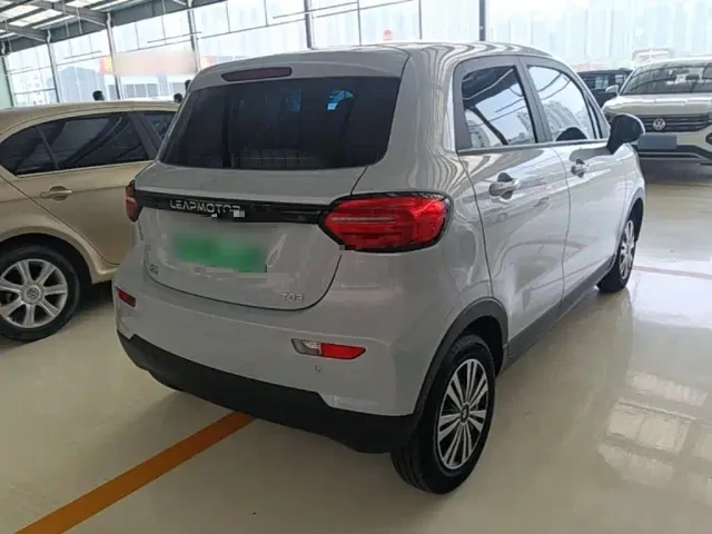 Leapmotor T03 — Фото автомобиля 6