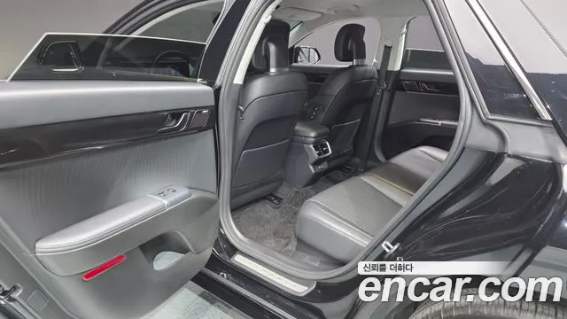 Hyundai Grandeur Grandeur (GN7) — Фото автомобиля 4