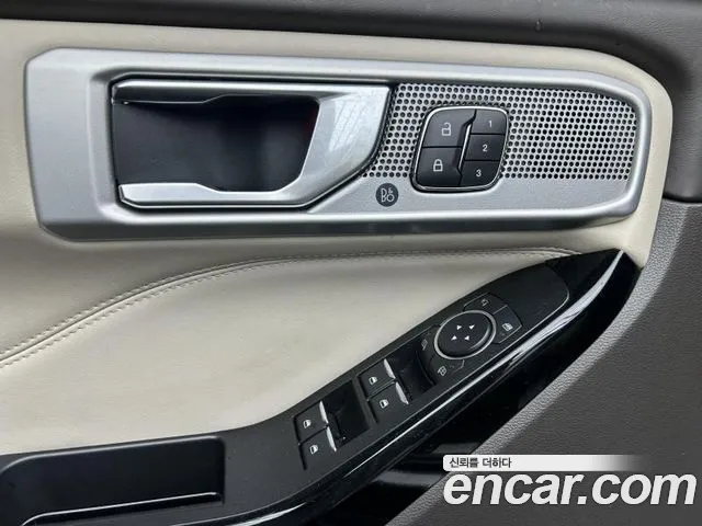 Ford Explorer Explorer 6 поколение 3.0 Platinum 4WD — Фото автомобиля 14