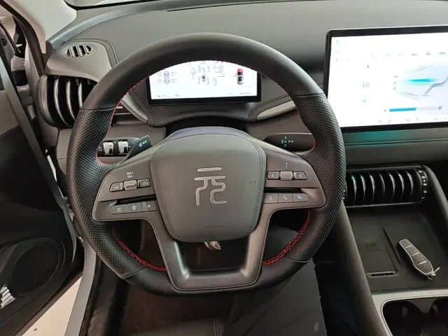 BYD Yuan PLUS — Фото автомобиля 10