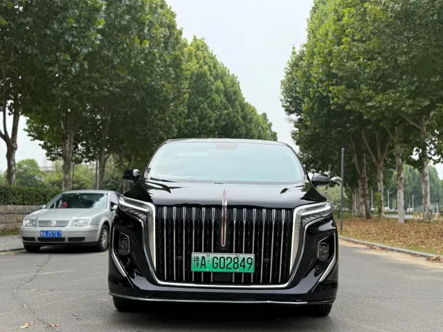 Hongqi HQ9 PHEV — Фото автомобиля 2