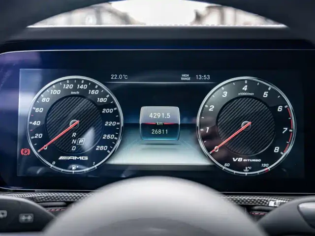 Mercedes-Benz G-Class — Фото автомобиля 27
