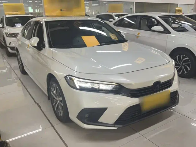 Honda Civic — Фото автомобиля 3