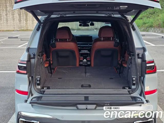 BMW X7 — Фото автомобиля 18