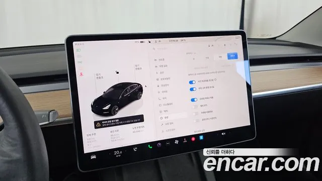 Tesla Model 3 — Фото автомобиля 26