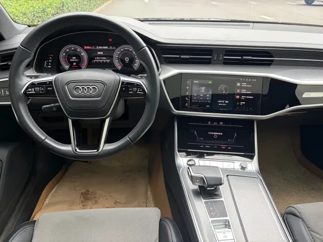Audi A6L — Фото автомобиля 8
