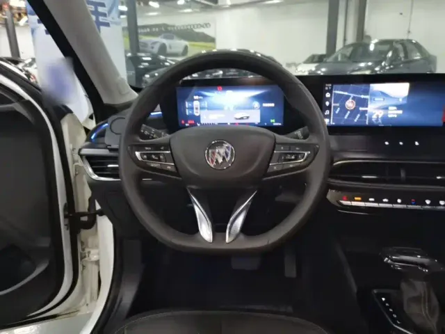 Buick Verano — Фото автомобиля 10