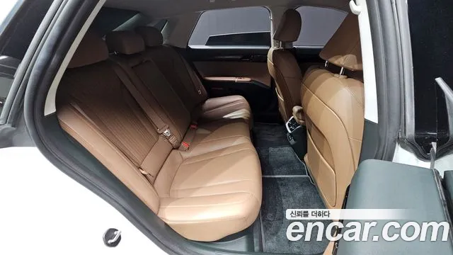Hyundai Grandeur GN7 — Фото автомобиля 18