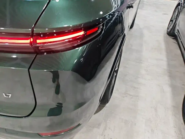 Li Auto L7 — Фото автомобиля 7