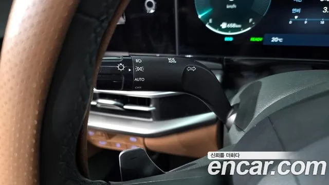 Hyundai Grandeur GN7 — Фото автомобиля 26