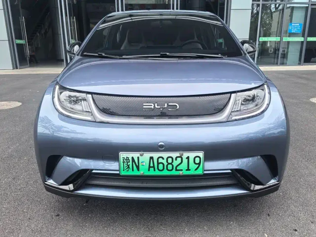BYD Dolphin — Фото автомобиля 2