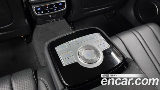 Genesis G80 Бензин 2.5 турбо AWD — Фото автомобиля 19