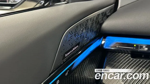 BMW i5 G60 — Фото автомобиля 13