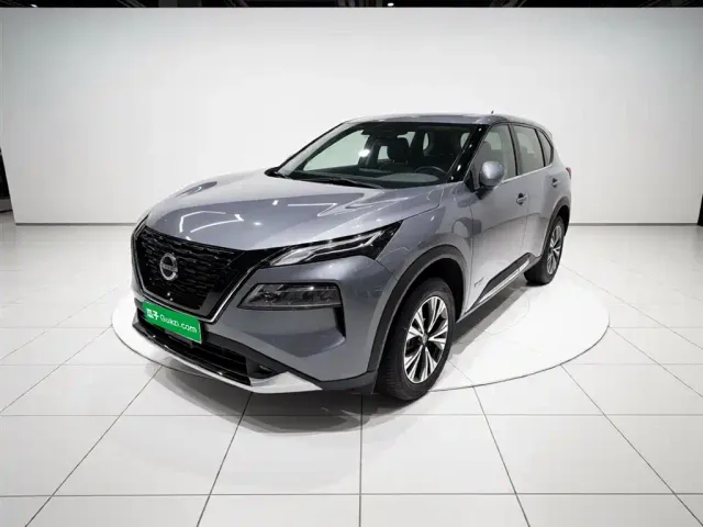 Фотография автомобиля — Nissan X-Trail