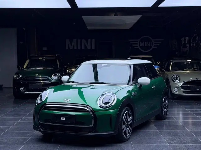 MINI Hatch — Фото автомобиля 4