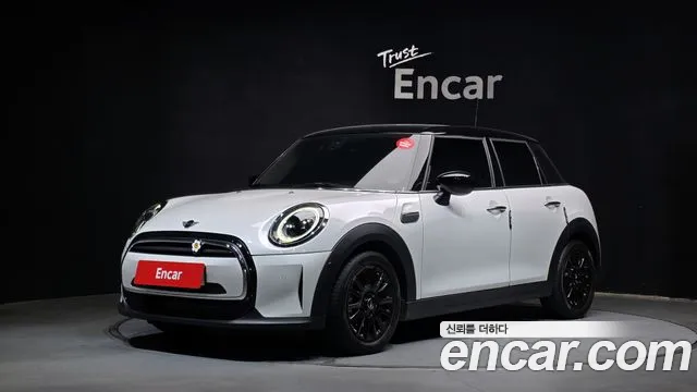 Фотография автомобиля — MINI Cooper