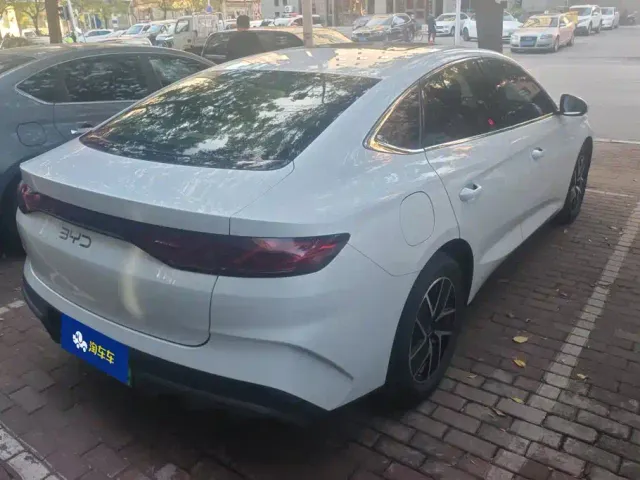 BYD Qin L — Фото автомобиля 3