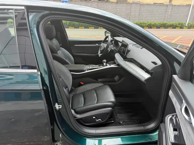 Geely Xingrui — Фото автомобиля 7