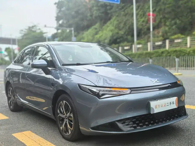 Xpeng P5 — Фото автомобиля 3