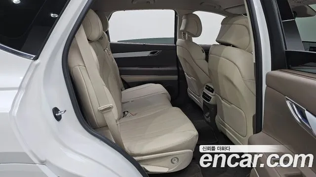 Genesis GV80 — Фото автомобиля 18