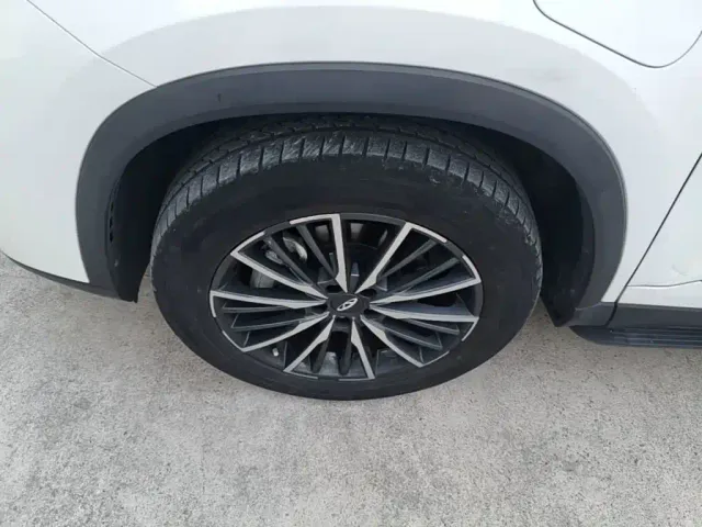 Chery Tiggo 8 PLUS Kunpeng e+ — Фото автомобиля 22