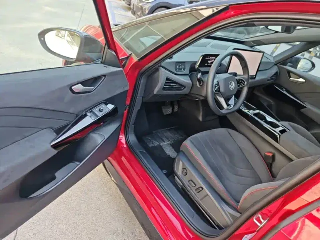 Volkswagen ID.3 — Фото автомобиля 15