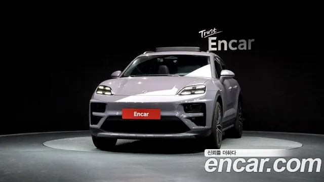 Porsche Macan — Фото автомобиля 3