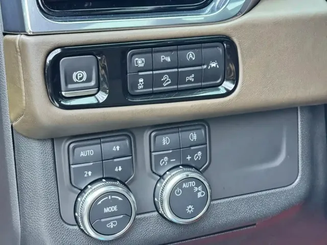 Daolangge GMC Yukon — Фото автомобиля 3