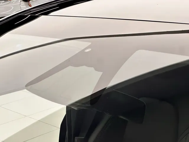 Tesla Model Y — Фото автомобиля 18