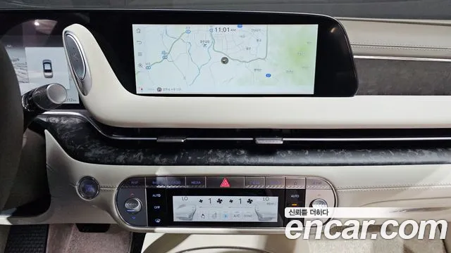 Genesis G90 Бензин 3.5 турбо AWD — Фото автомобиля 12
