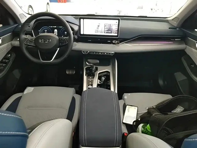 Geely Xingrui — Фото автомобиля 9