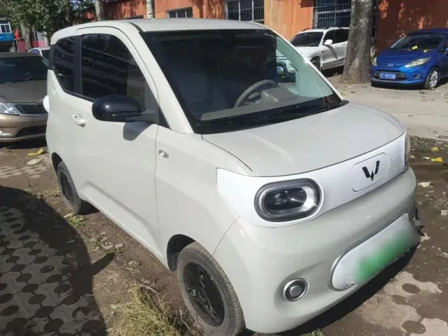 Wuling Hongguang Mini EV — Фото автомобиля 3