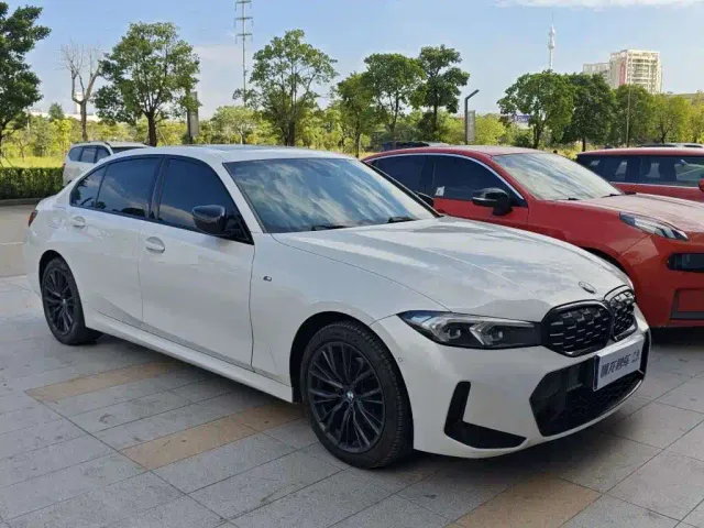 BMW 3 Series — Фото автомобиля 2