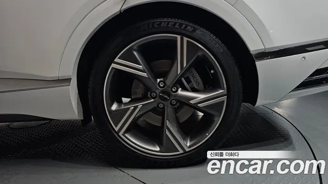 Genesis GV80 2.5T Бензин AWD — Фото автомобиля 21