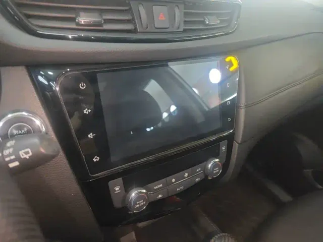 Nissan X-Trail — Фото автомобиля 12