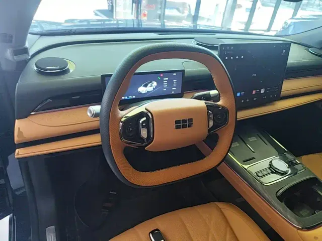 Geely Galaxy Xingyao 8 — Фото автомобиля 10