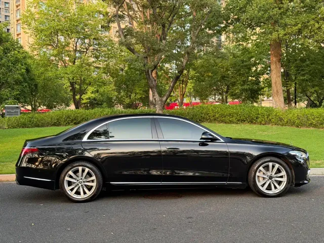 Mercedes-Benz S-Class — Фото автомобиля 4