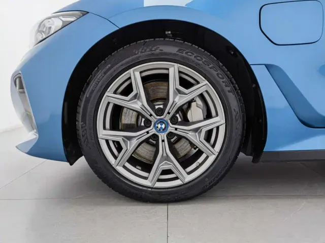 BMW i3 — Фото автомобиля 17