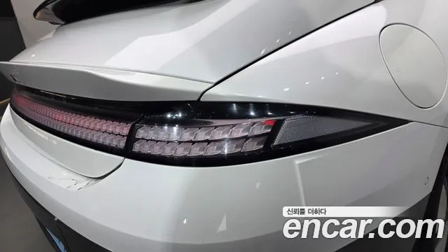 Hyundai Ioniq 6 — Фото автомобиля 8