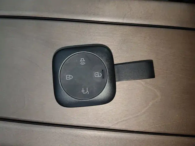 Volvo XC70 Plug-in Hybrid — Фото автомобиля 8