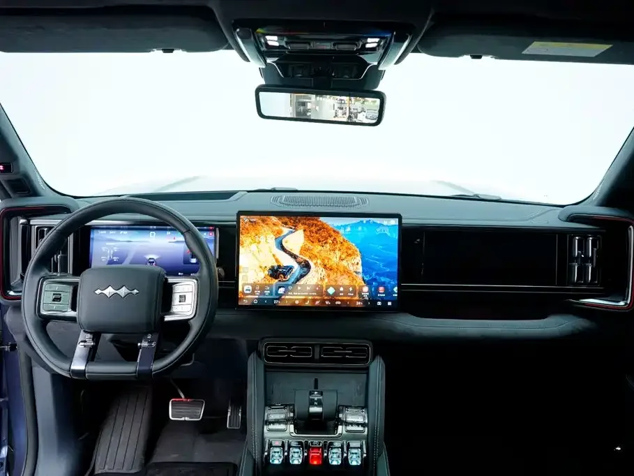 Fang Cheng Bao Leopard 5 2023 Yun Nian Flagship Edition — Фото автомобиля 3