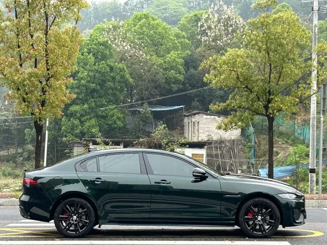 Jaguar XEL — Фото автомобиля 4