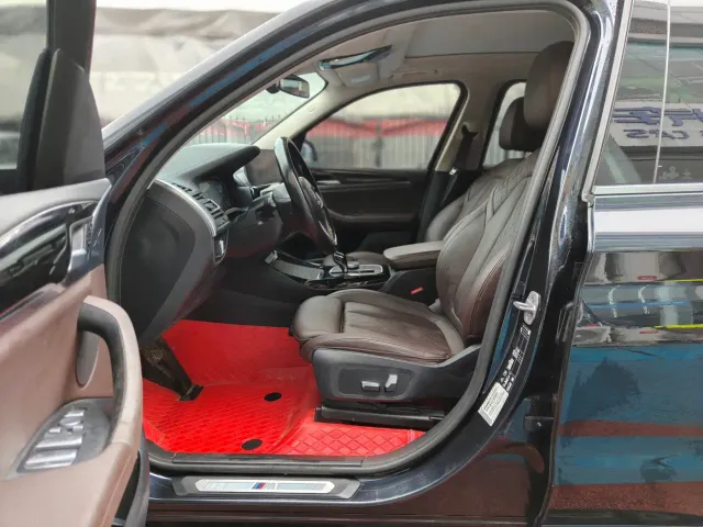 BMW X3 — Фото автомобиля 9