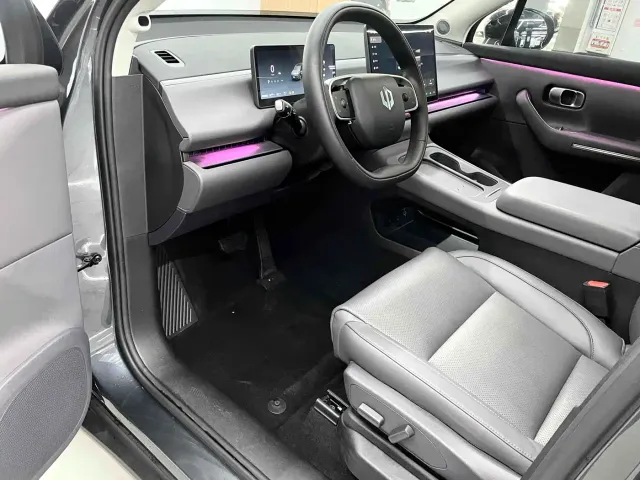 Leapmotor C10 — Фото автомобиля 7