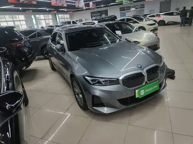 BMW i3 — Фото автомобиля 3