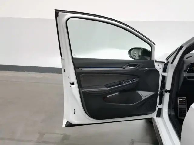 Volkswagen Golf GTI — Фото автомобиля 8