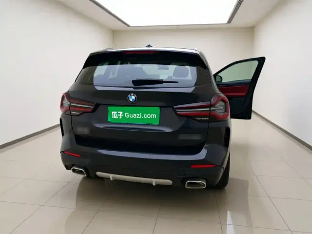 BMW X3 — Фото автомобиля 3