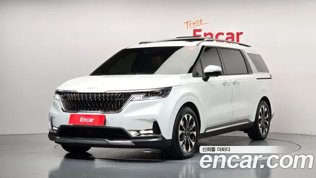 Kia Canival Carnival 4 поколение Бензин 7 мест Signature — Фото автомобиля 8