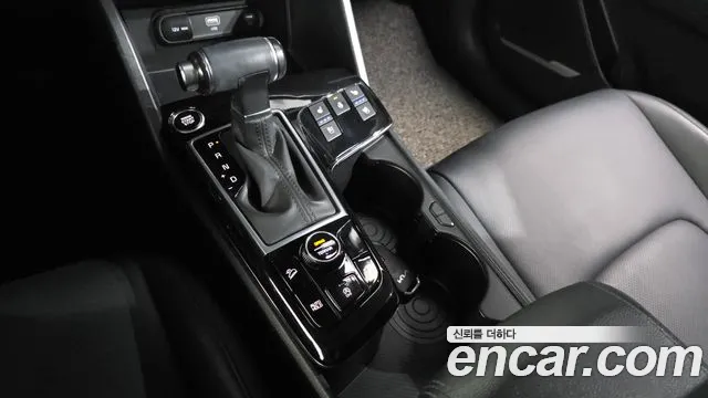Kia Sportage Sportage 5-е поколение Дизель 2.0 4WD — Фото автомобиля 9